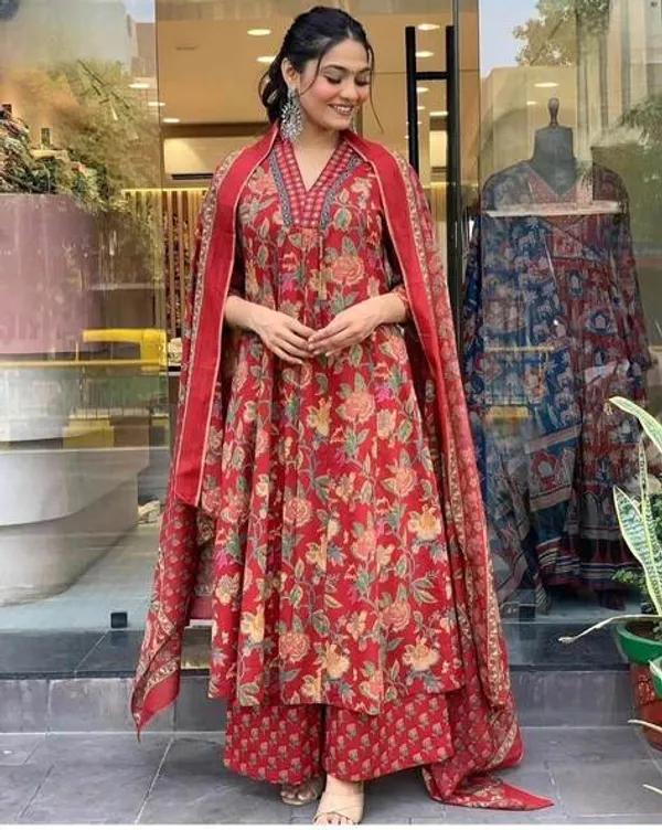 Women_Rayon_Floral_Printed_Kurta_Palazzo_Dupatta_Set
