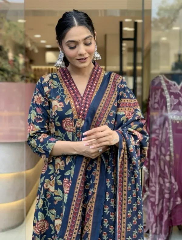 Women_Rayon_Floral_Printed_Kurta_Palazzo_Dupatta_Set