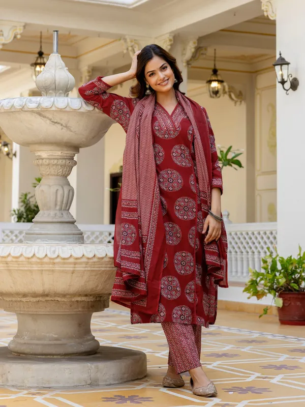 YAGNIK_FASHION_Women_Rayon_Floral_Printed_Palazzo_Dupatta_Set