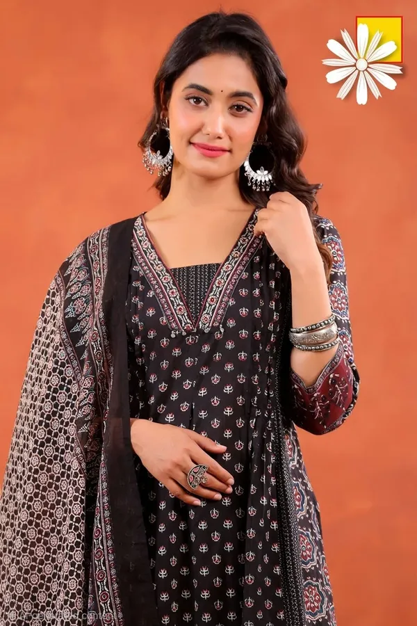 YAGNIK_FASHION_Women_Rayon_Printed_Palazzo_Dupatta_Set