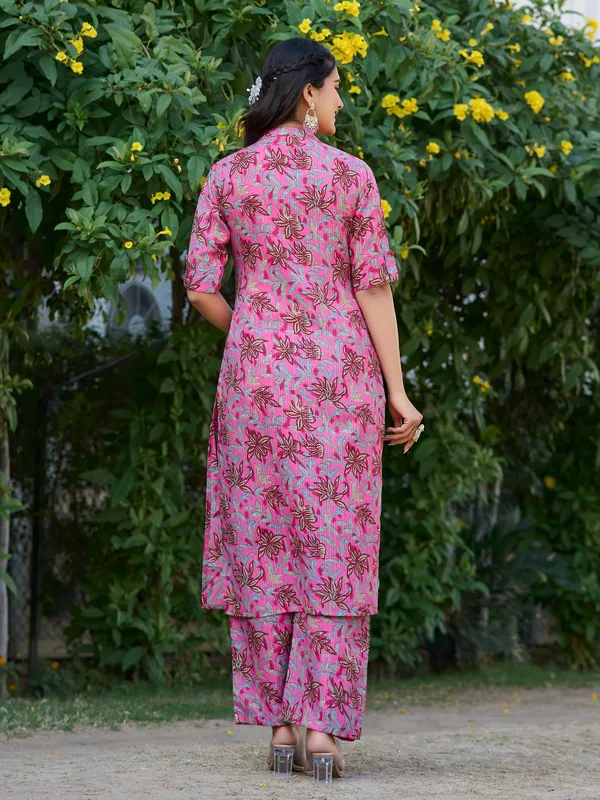 YAGNIK_FASHION__Festival_and_Daily_Wear_Stylish_Kurta_Set