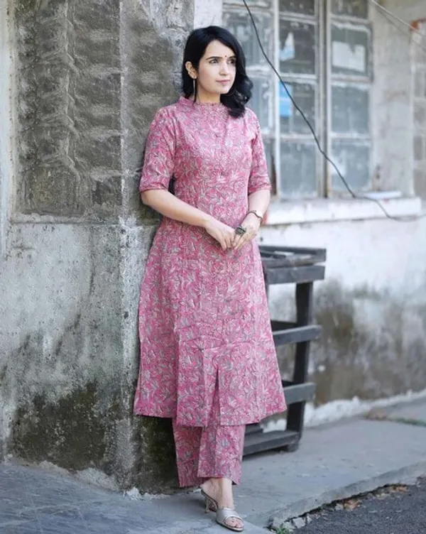 YAGNIK_FASHION__Festival_and_Daily_Wear_Stylish_Kurta_Set