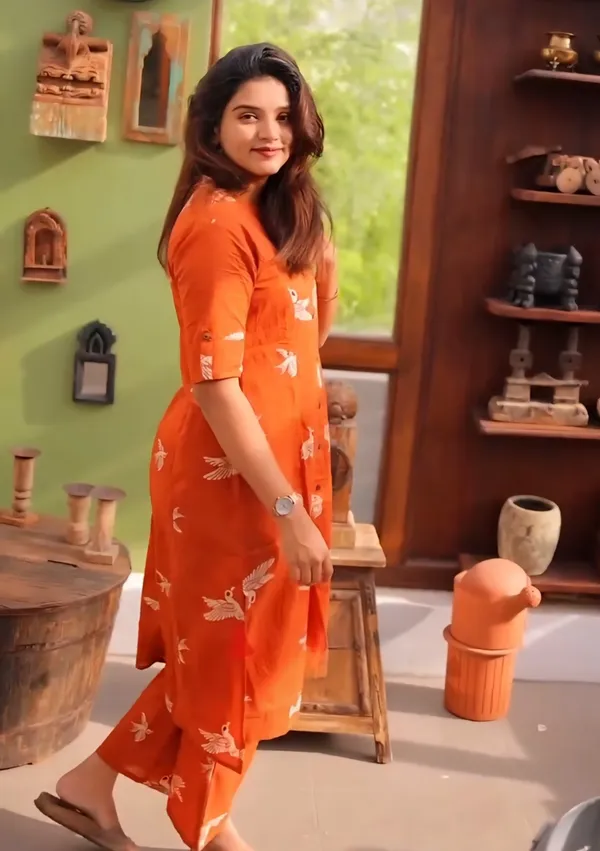 Yagnik_fashion_New_Festival_and_Daily_Wear_Stylish_Rayon_Kurta_Set_With_one_Side_Pocket