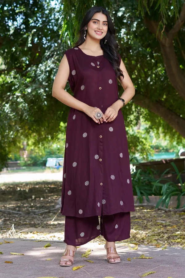 Yagnik_fashion_New_Festival_and_Daily_Wear_Stylish_Rayon_Kurta_Set_With_one_Side_Pocket