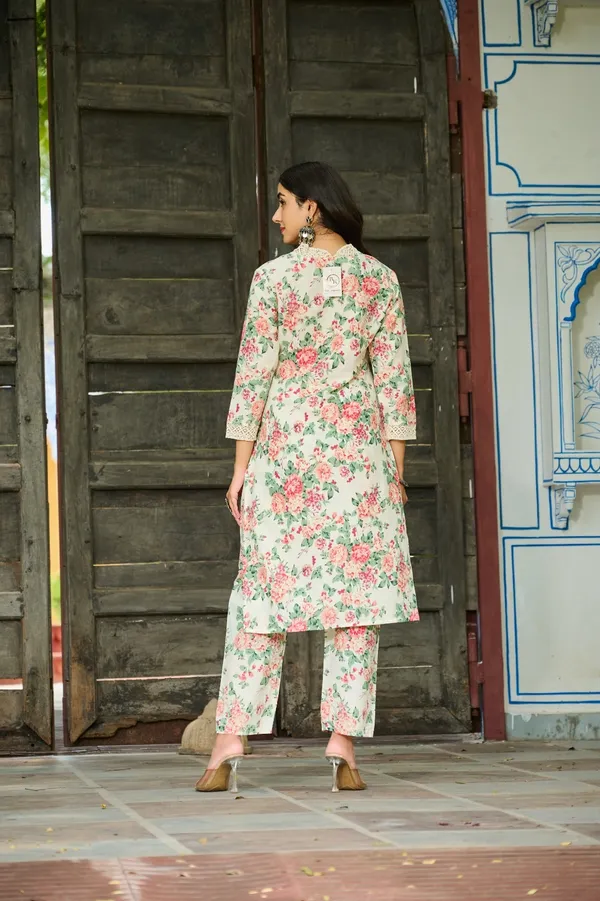 Yagnik_fashion_New_Festival_and_Daily_Wear_Stylish_Rayon_Kurta_Set_With_one_Side_Pocket