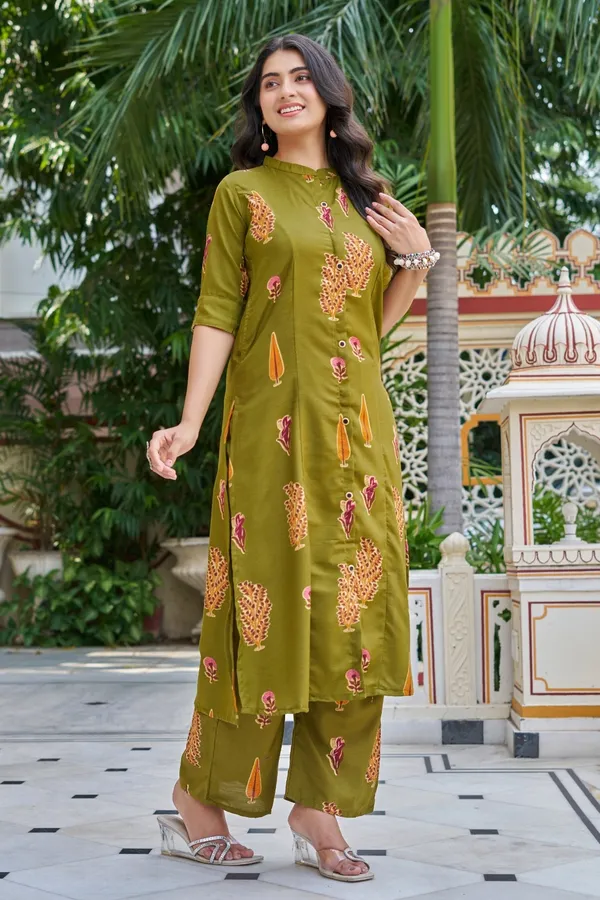 Yagnik_fashion_New_Festival_and_Daily_Wear_Stylish_Rayon_Kurta_Set_With_one_Side_Pocket