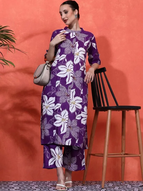Yagnik_fashion_New_Festival_and_Daily_Wear_Stylish_Rayon_Kurta_Set_With_one_Side_Pocket