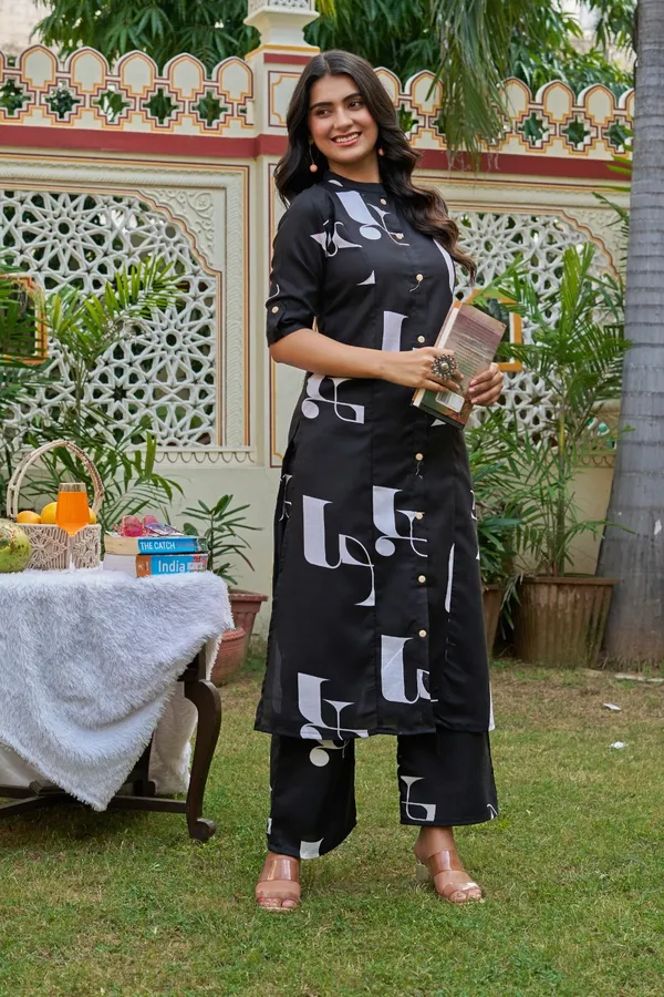 Yagnik_fashion_New_Festival_and_Daily_Wear_Stylish_Rayon_Kurta_Set_With_one_Side_Pocket