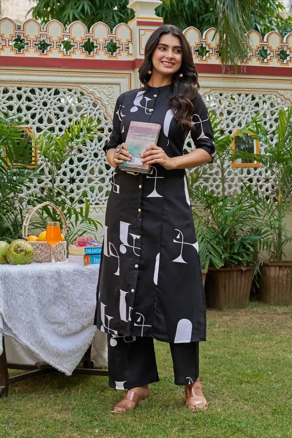 Yagnik_fashion_New_Festival_and_Daily_Wear_Stylish_Rayon_Kurta_Set_With_one_Side_Pocket