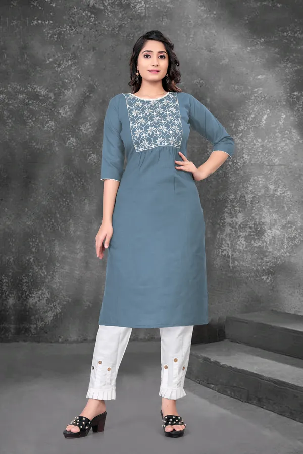 Grey_Embroided_Cotton_3/4_Sleeve_Kurti_With_Pent_Set_For_Women