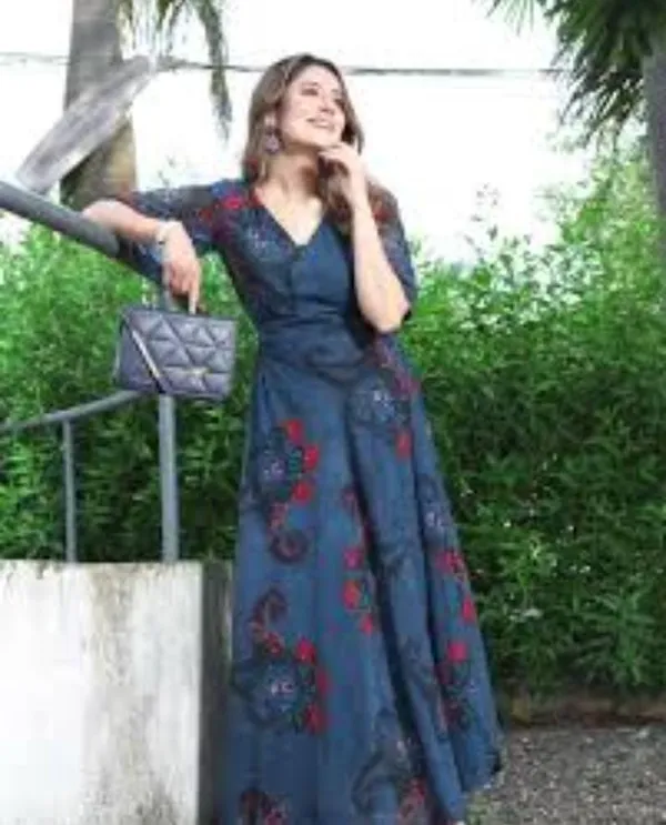 Morpich_Georgette_Floral_Printed_Half_Sleeve_Gown_For_Women
