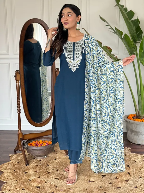 Embroidery_Kurti_Set