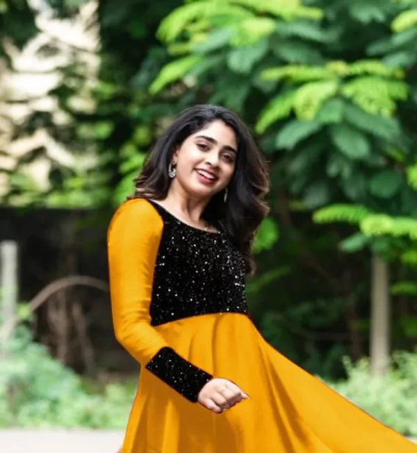 Yellow_Georgette_Embroided_Full_Sleeve_Gown_For_Women