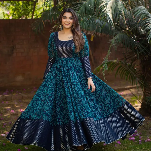 Blue_Geogette_Digital_Print_Full_Sleeve_Gown_For_Women