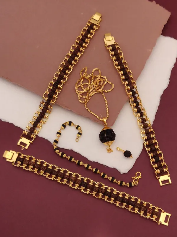 Gold_Plated__7_Pro_Combo_3_Designer_Bracelets_2_Pendants_1_Female_Bracelet_1_Chain_For_Male_&_Female