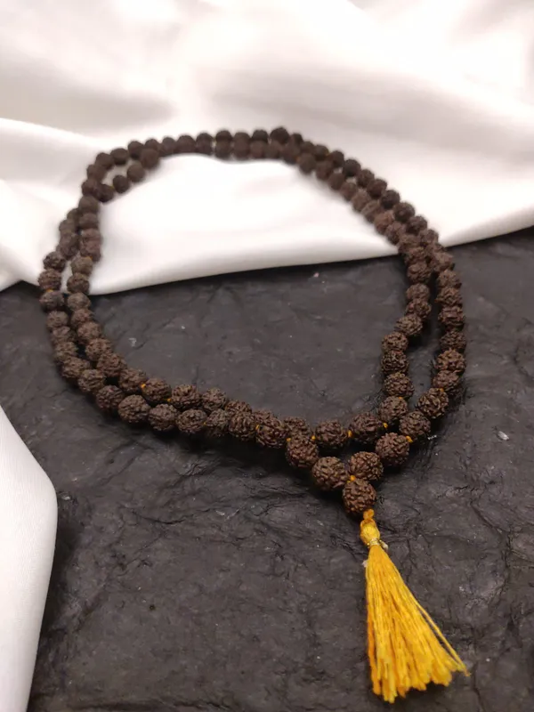 Black_108_Beed_Natural_Rudraksh_Mala_For_Male_