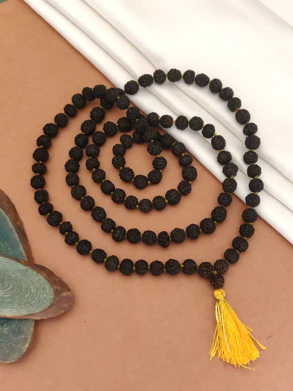Black_108_Beed_Natural_Rudraksh_Mala_For_Male_