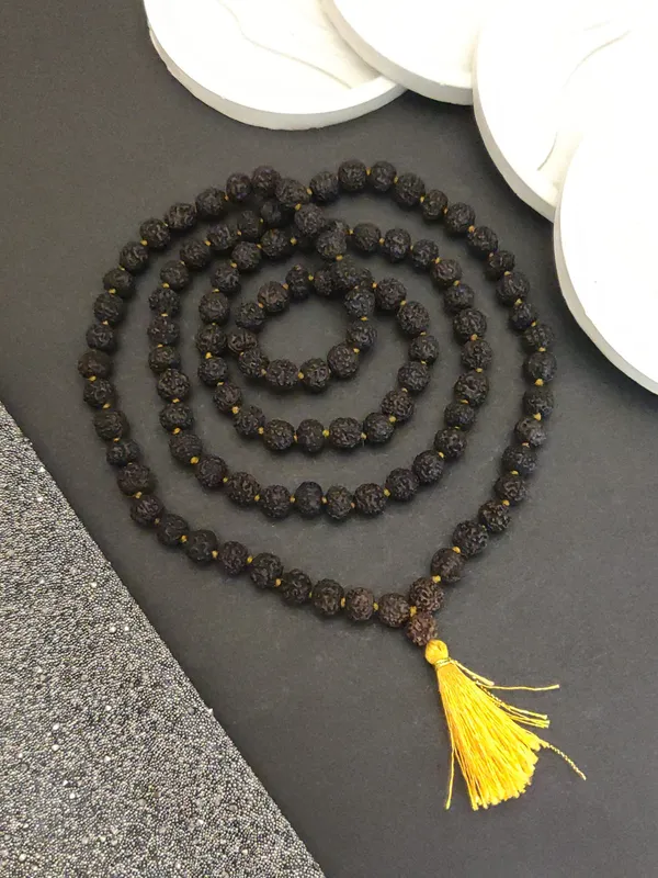 Black_108_Beed_Natural_Rudraksh_Mala_For_Male_