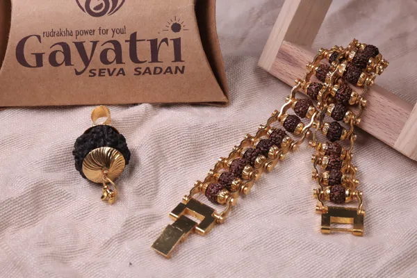 Gold_Plated__Designer_Bracelet_Plus_2_Pendants_For_Male