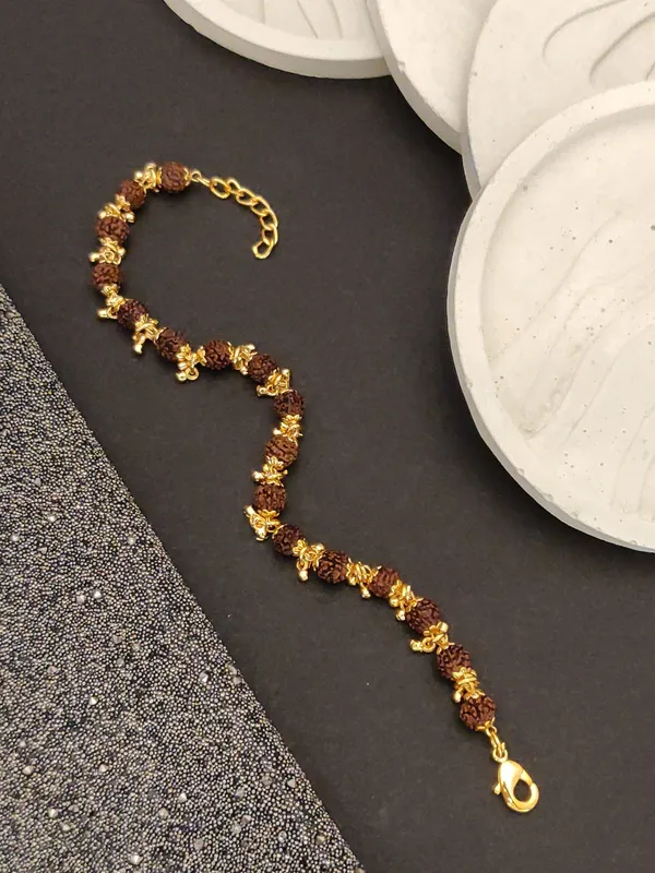 Gold_Plated__Designer_Bracelet_For_Female