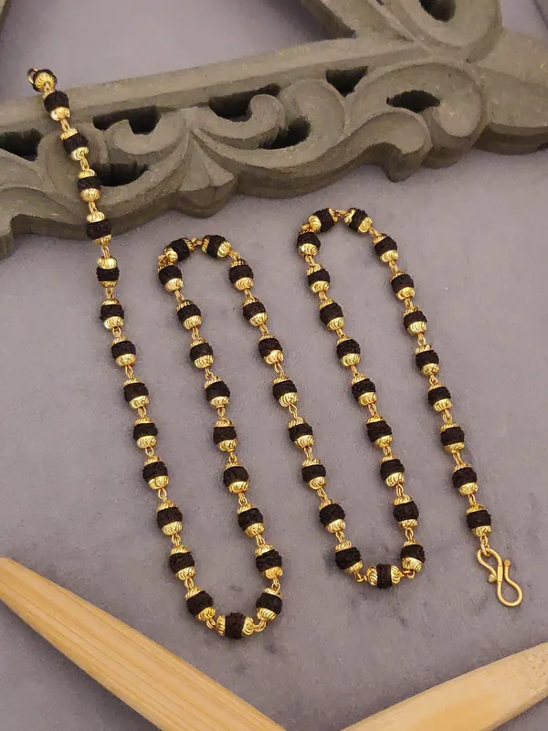 Gold_Plated__Natural_Rudraksh_Beed_Vertical_Cap_Mala_For_Male_
