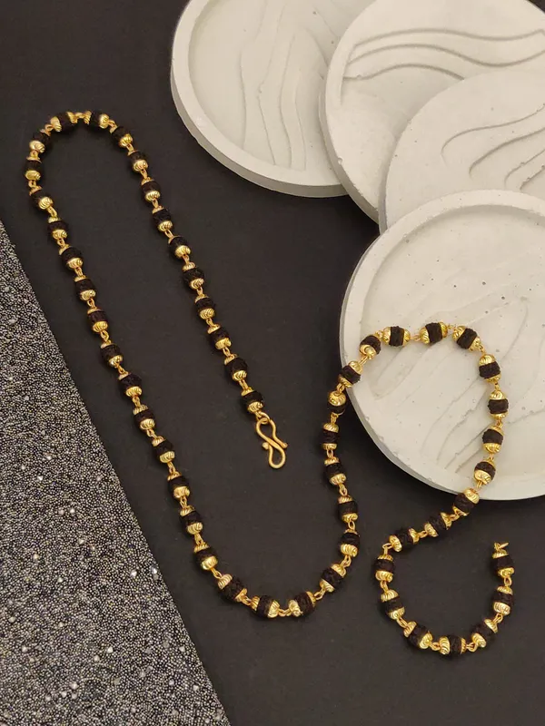 Gold_Plated__Natural_Rudraksh_Beed_Vertical_Cap_Mala_For_Male_