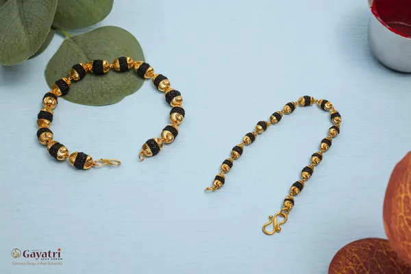 Gold_Plated__Couple_Vertical_Natural_Rudraksh_Bracelet_For_Male