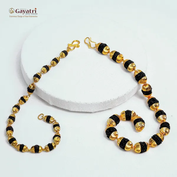 Gold_Plated__Couple_Vertical_Natural_Rudraksh_Bracelet_For_Male