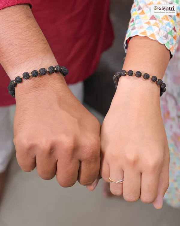 Gold_Plated_Couple_Regular_Natural_Rudraksh_Bracelet_For_Male_