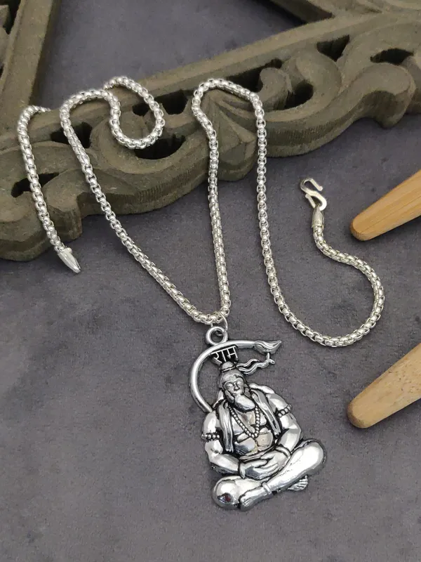 Silver_Plated_Shree_Hanuman_Pendant_With_Chain_For_Male_For_Peace_and_Protection