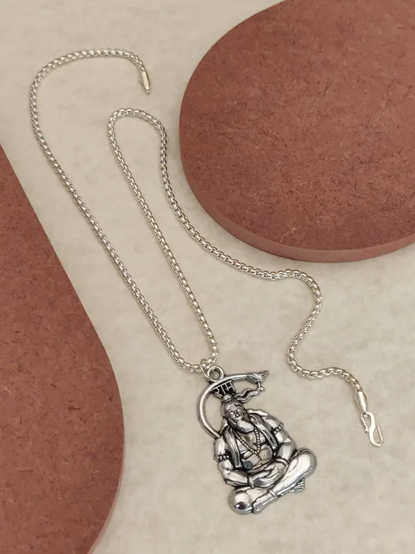 Silver_Plated_Shree_Hanuman_Pendant_With_Chain_For_Male_For_Peace_and_Protection