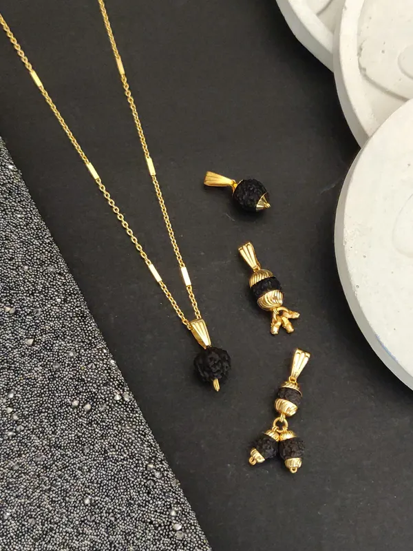 Gold_Plated_Combo_For_Women_|_4_Pendants_&_Gold_Plated_Chain