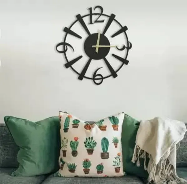 Black_Matte_Finish_I_Heavy_Metal_Antique_Wall_Clock_For_Home_Decore