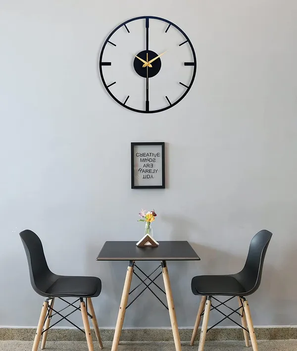 Black_Stylish_Design_Metal_Wall_Clock_For_Living_Room,_Fancy_Modern_Wall_Clock