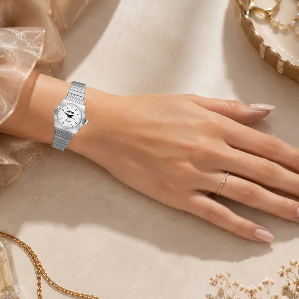 Opaline_-Silver