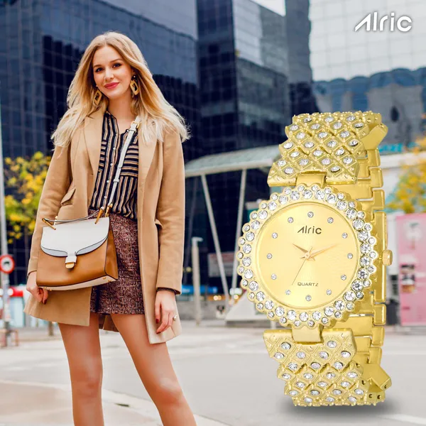 Gold_Round_Quartz_Analog_Wrist_Watch_For_Girls_(30_Mm_Dial)