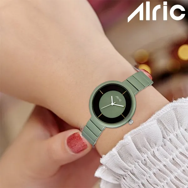 Black_&_Military_Green_Round_Quartz_Analog_Wrist_Watch_For_Girls_(30_Mm_Dial)