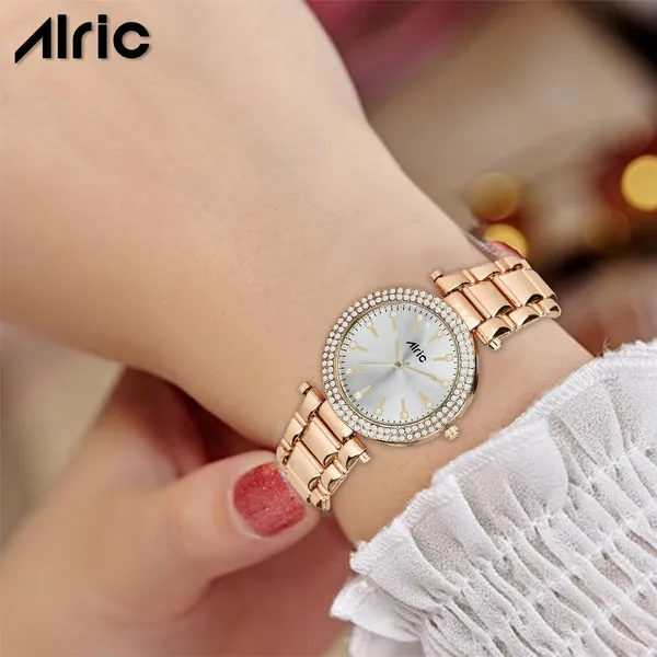 Rose_Gold_&_Silver_Round_Quartz_Analog_Wrist_Watch_For_Women_(30_Mm_Dial)