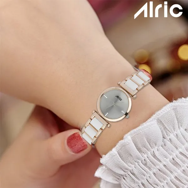 Rose_Gold_&_Silver_Round_Quartz_Analog_Wrist_Watch_For_Girls_(30_Mm_Dial)