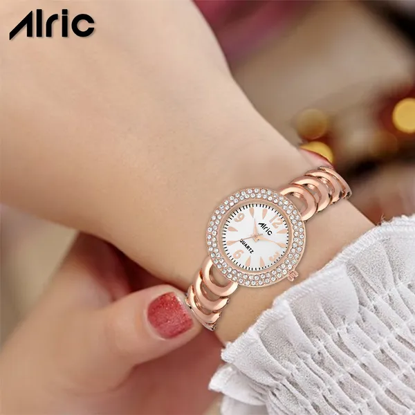 White_Round_Quartz_Analog_Wrist_Watch_For_Girls_(30_Mm_Dial)