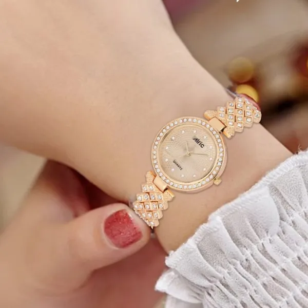 Rose_Gold_Round_Quartz_Analog_Wrist_Watch_For_Girls_(30_Mm_Dial)