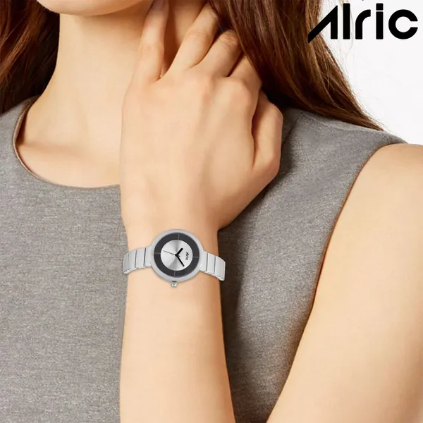 Silver_&_Black_Round_Quartz_Analog_Wrist_Watch_For_Girls_(30_Mm_Dial)