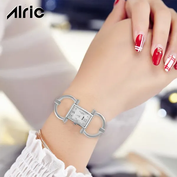 Silver_Square_Quartz_Analog_Wrist_Watch_For_Girls_(30_Mm_Dial)