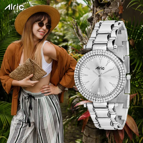 Silver_Round_Quartz_Analog_Wrist_Watch_For_Women_(30_Mm_Dial)