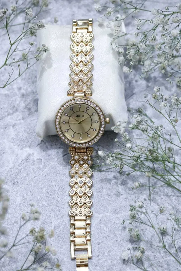 Gold_Round_Quartz_Analog_Wrist_Watch_For_Girls_(13.6_Mm_Dial)