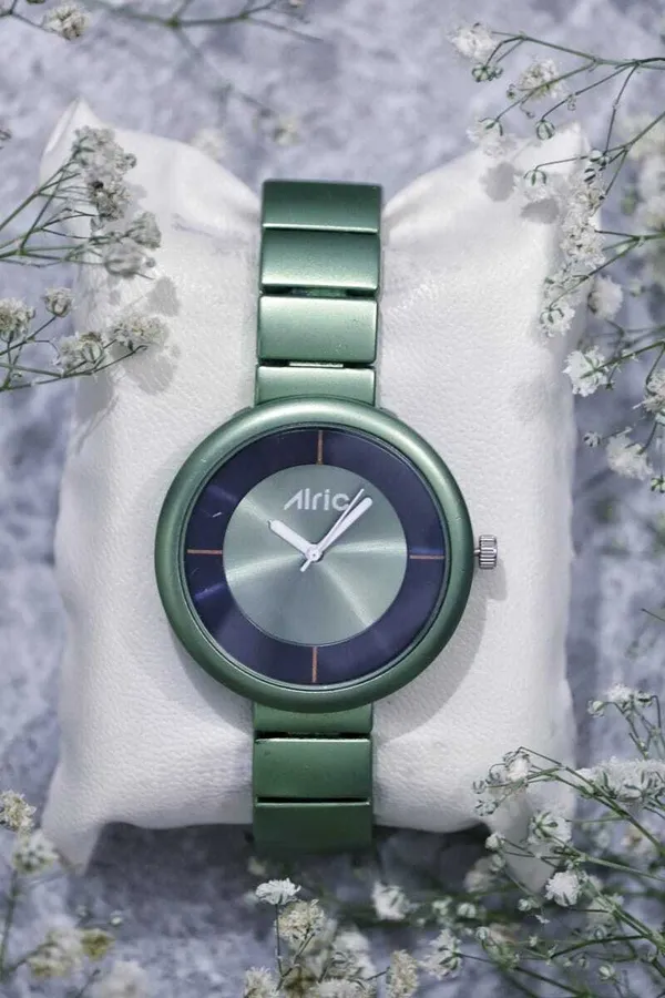 Military_Green_Round_Quartz_Analog_Wrist_Watch_For_Girls_(13.6_Mm_Dial)