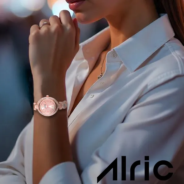 Aura_Rose_Gold__Round_Quartz_Analog_Wrist_Watch_For_Girls_(30_Mm_Dial)