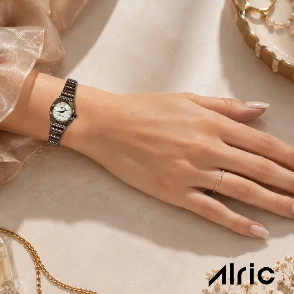 Opaline_-Brown