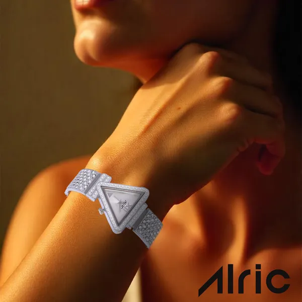 Vertex_Silver_Triangle_Quartz_Analog_Wrist_Watch_For_Girls_(30_Mm_Dial)