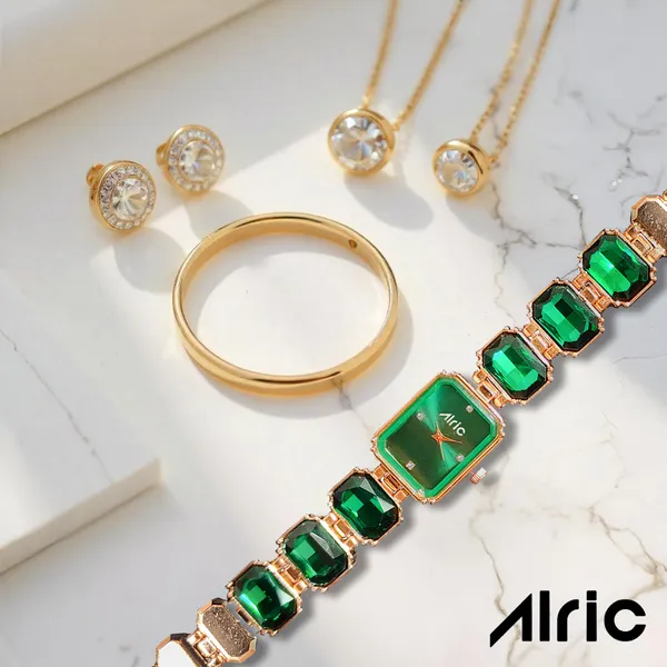 Alric_Octa_Big_Diamond_Stone_Studded_Green_&_Rose_Gold_Square_Quartz_Analog_Wrist_Watch_For_Girls_(14.28_Mm_Dial)